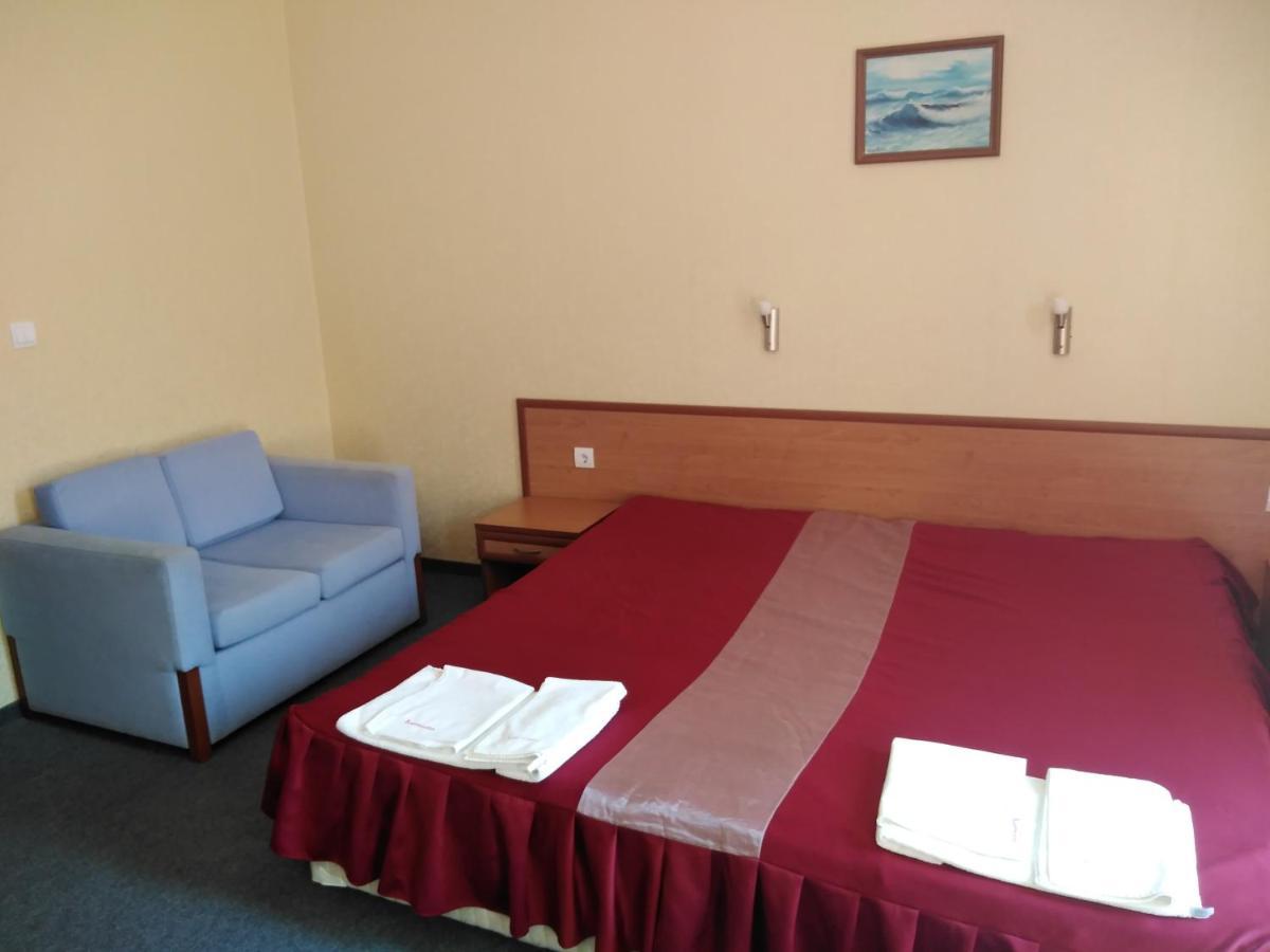 Cantilena Hotel Νεσέμπαρ Δωμάτιο φωτογραφία
