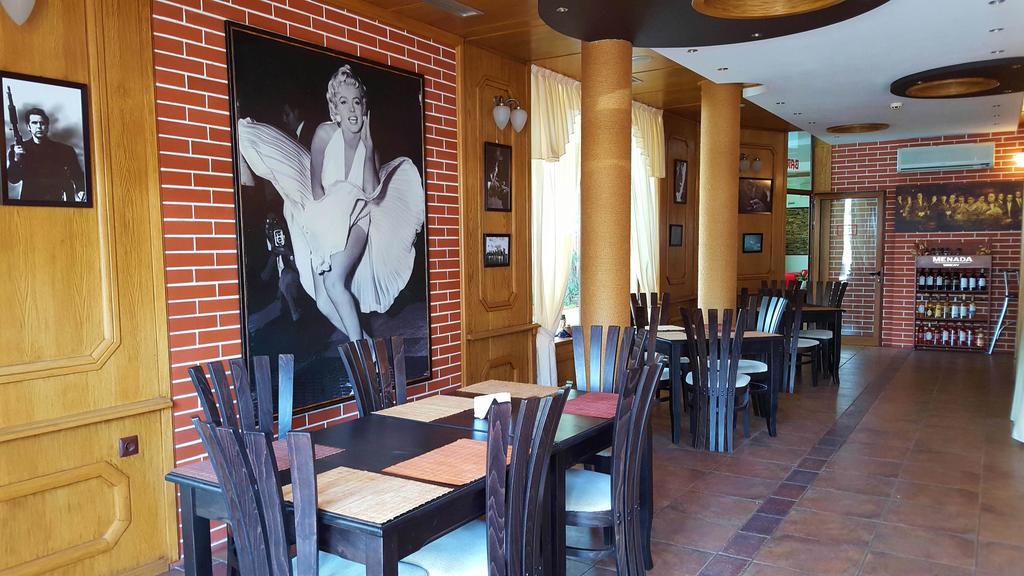 Cantilena Hotel Νεσέμπαρ Εξωτερικό φωτογραφία